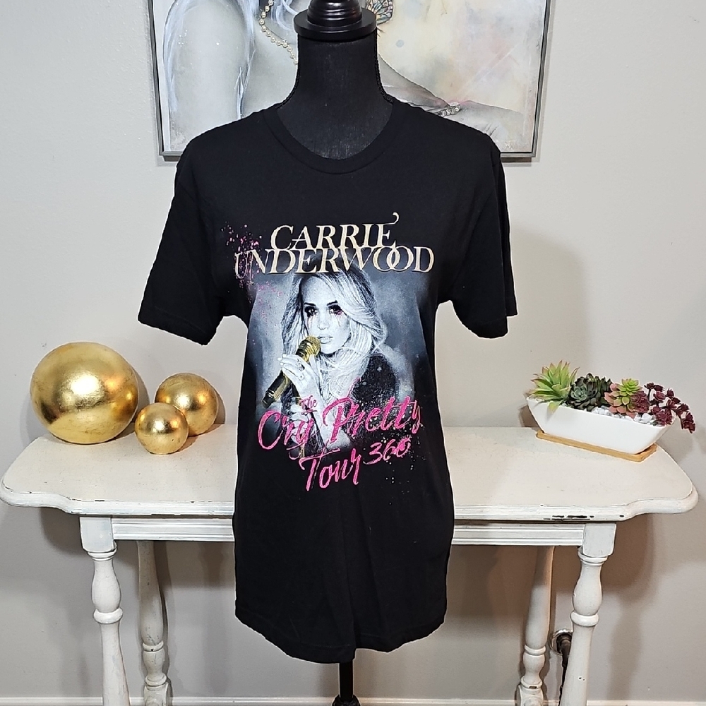 🎤 Carrie Underwood Cry Pretty Tour 360 Graphic Tee Small